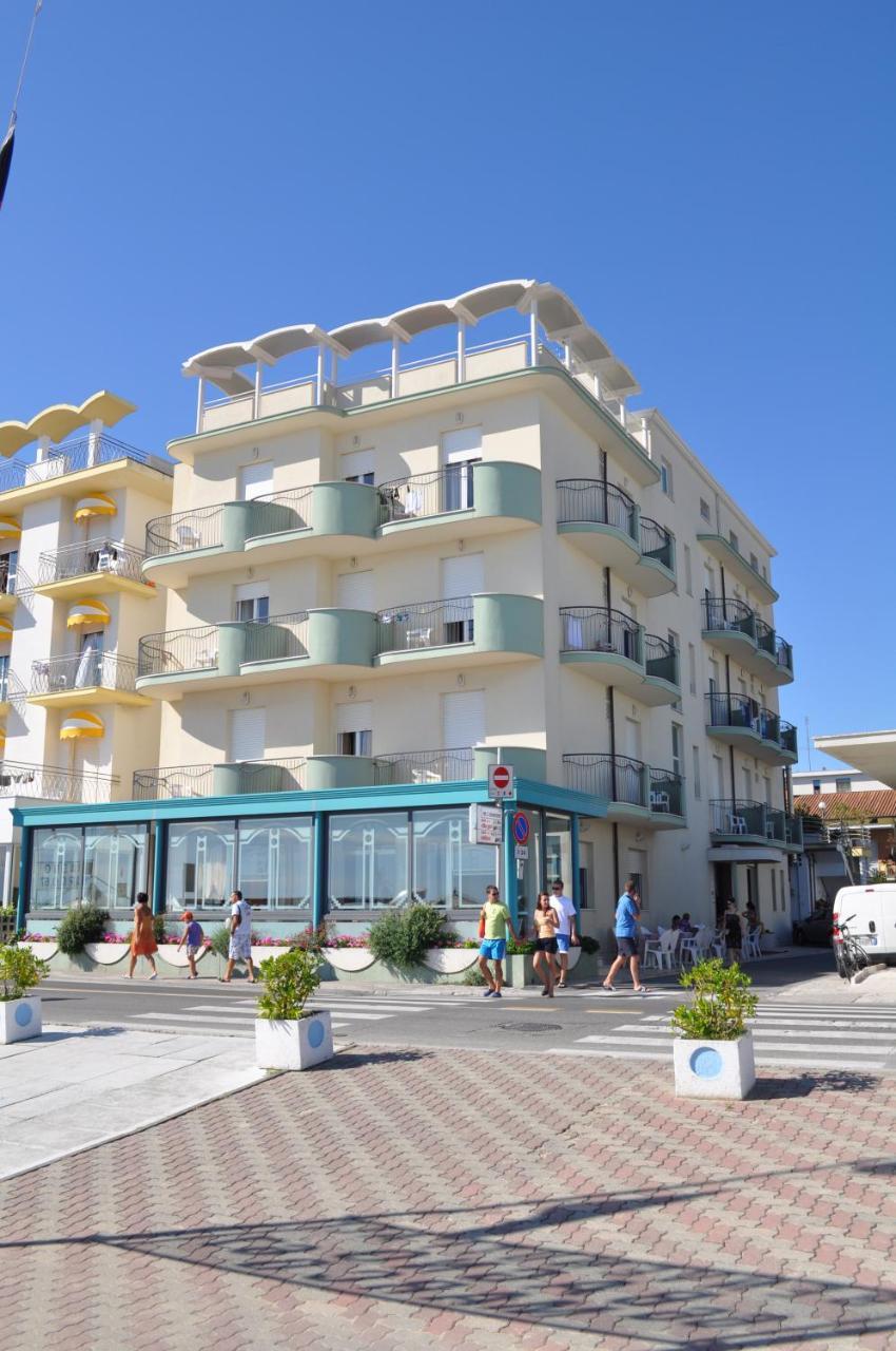 Hotel Silvana Беллария-Иджеа-Марина Экстерьер фото